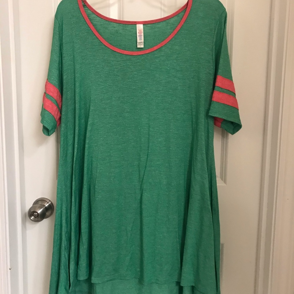 Lularoe tunic